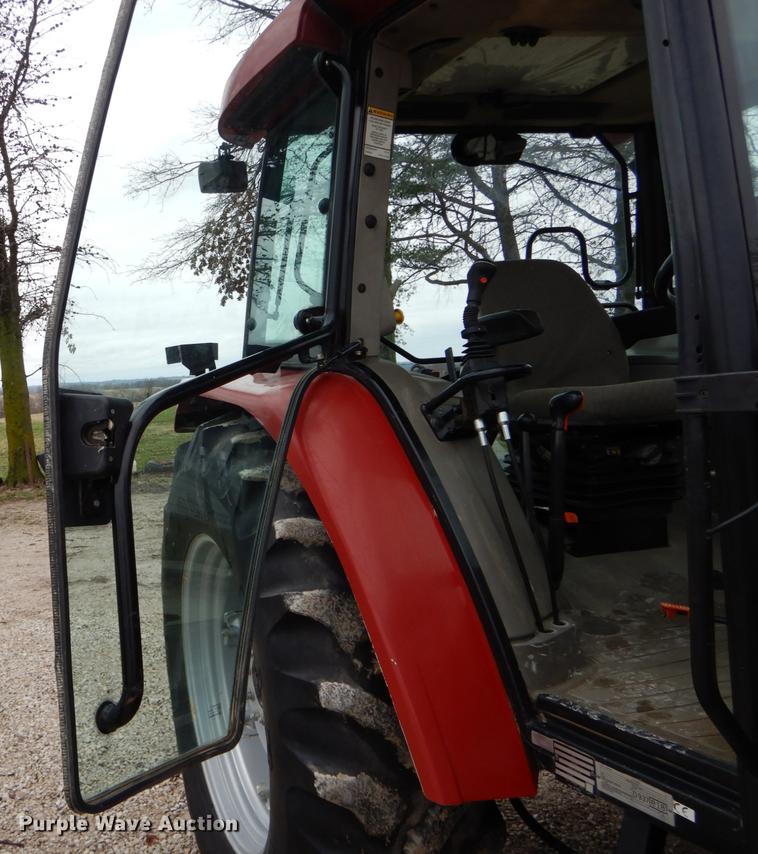 image for item DE8279 2003 Case IH JX90U MFWD tractor