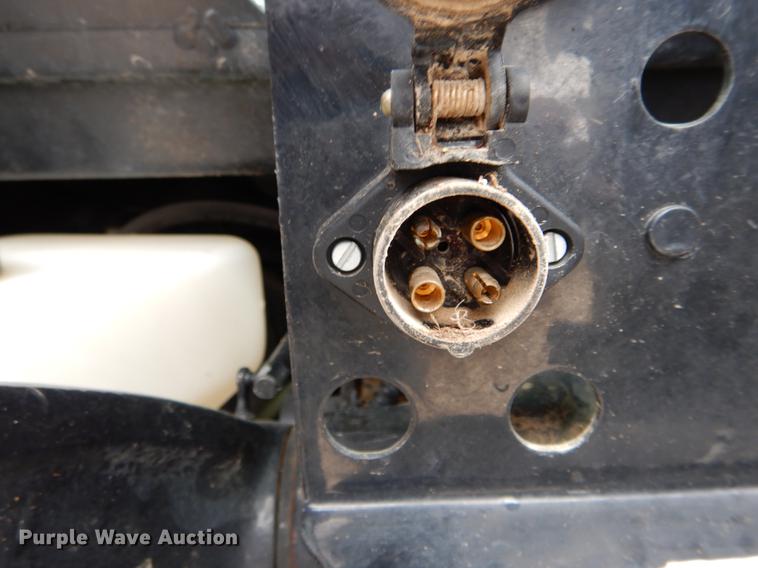 image for item DE8279 2003 Case IH JX90U MFWD tractor