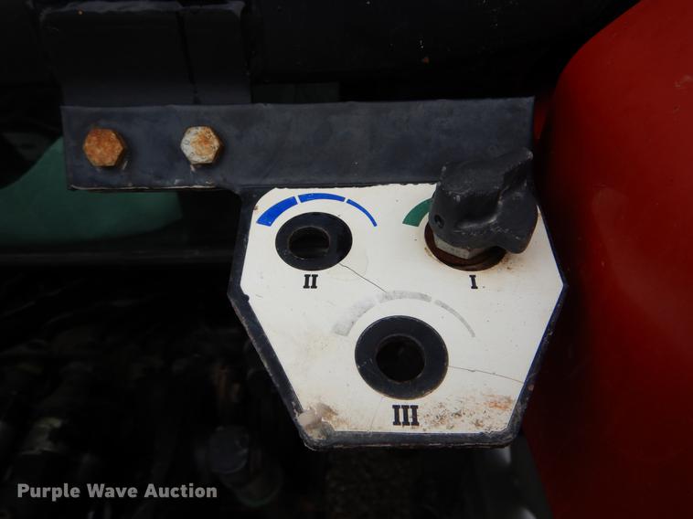 image for item DE8279 2003 Case IH JX90U MFWD tractor