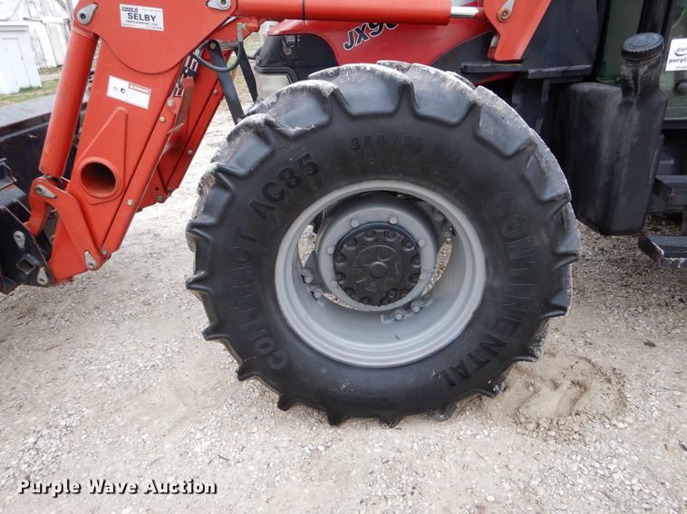 image for item DE8279 2003 Case IH JX90U MFWD tractor