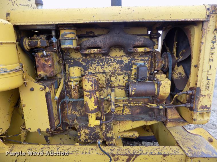 image for item DF2993 Caterpillar 12 rigid frame motor grader
