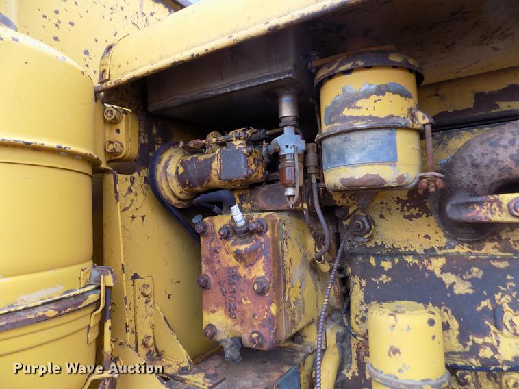 image for item DF2993 Caterpillar 12 rigid frame motor grader