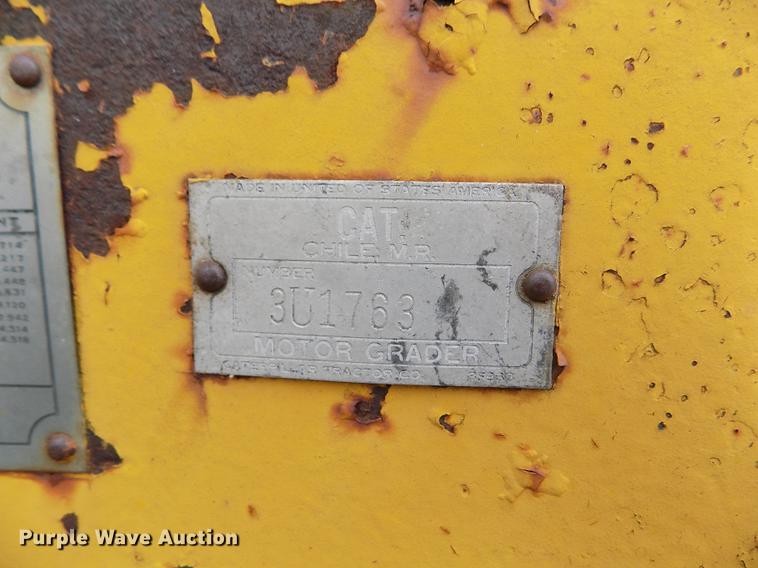 image for item DF2993 Caterpillar 12 rigid frame motor grader