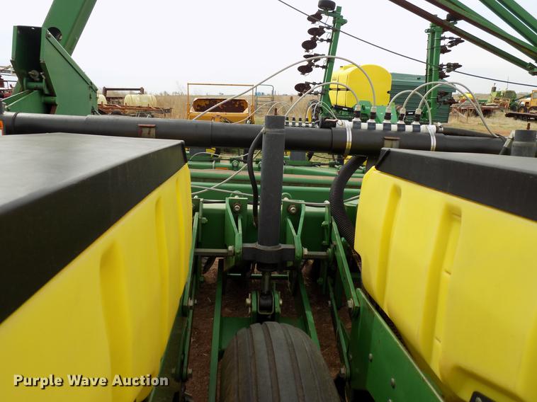 image for item DF4416 John Deere 1770 Max Emerge Plus planter