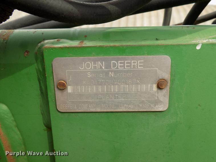 image for item DF4416 John Deere 1770 Max Emerge Plus planter