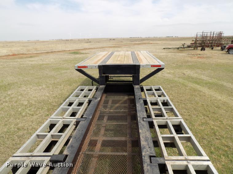 image for item DF4419 2003 Zierke combine trailer