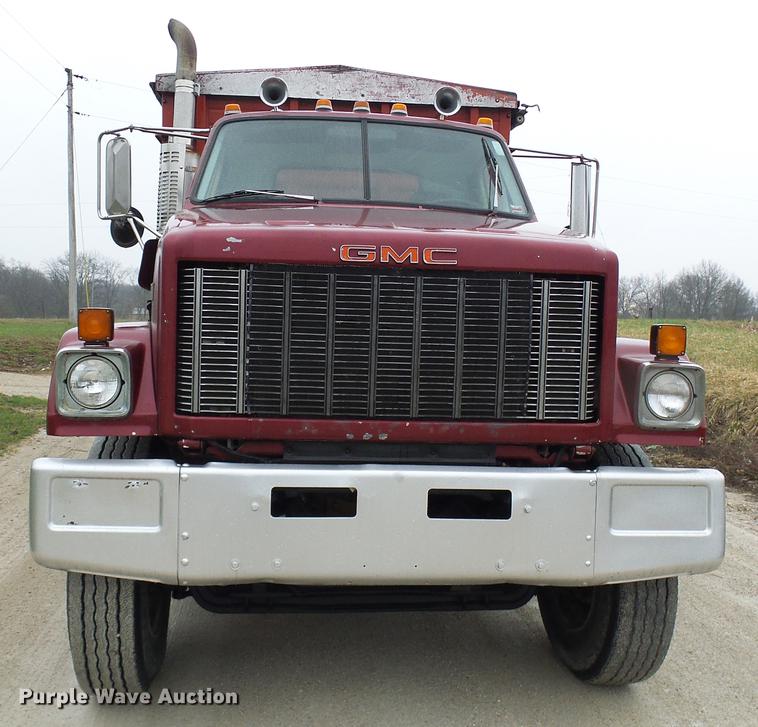 image for item DF7177 1988 GMC Brigadier grain truck