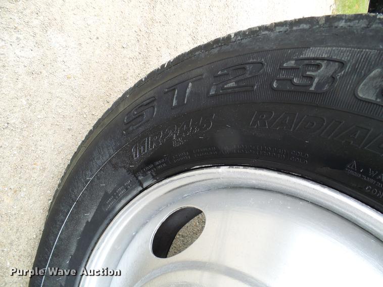 image for item DF7177 1988 GMC Brigadier grain truck