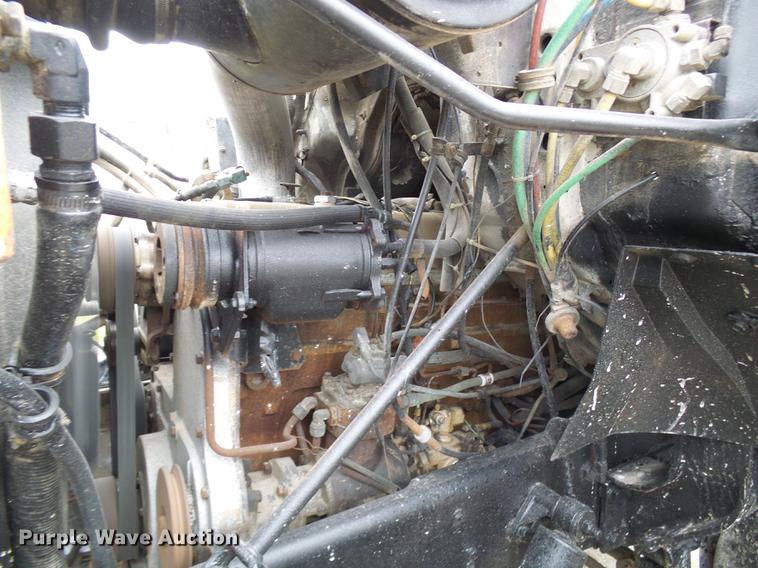 image for item DF7177 1988 GMC Brigadier grain truck