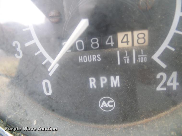 image for item DF7177 1988 GMC Brigadier grain truck