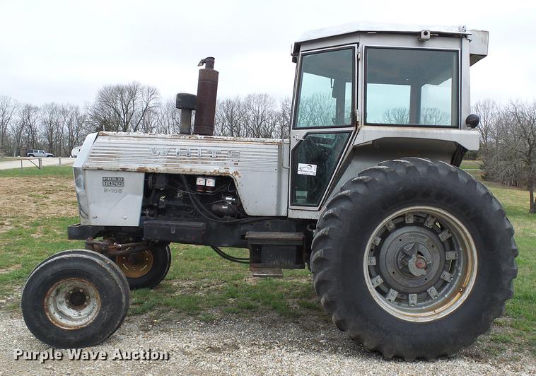 image for item DF7180 White 2-105 tractor
