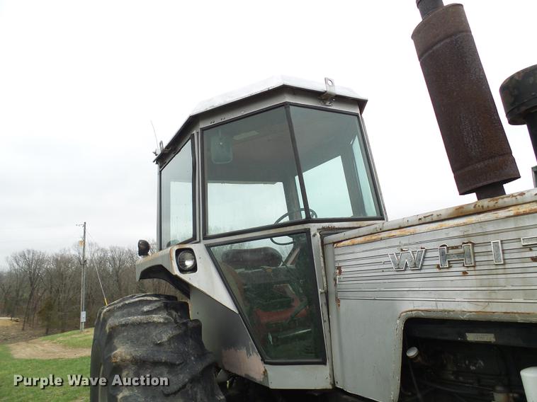 image for item DF7180 White 2-105 tractor