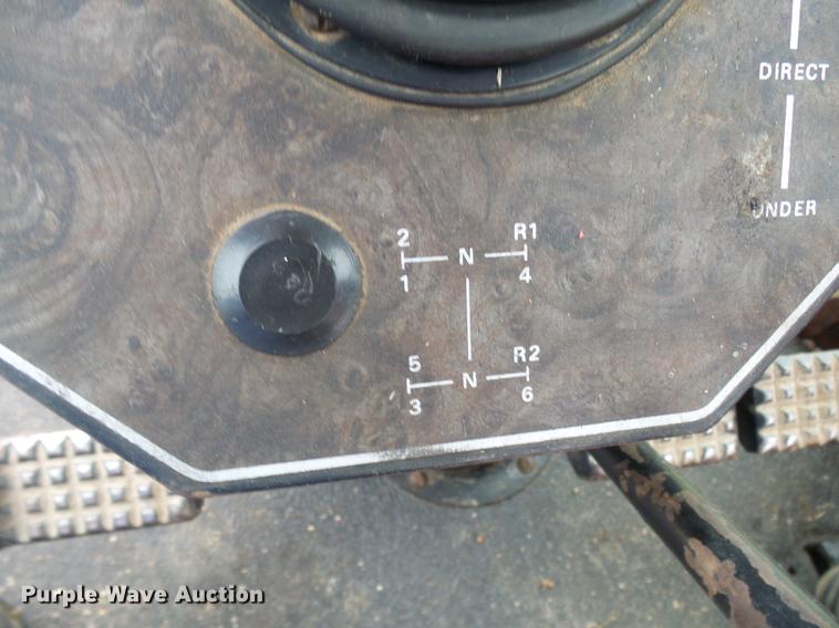 image for item DF7180 White 2-105 tractor