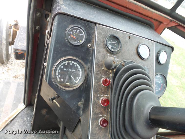 image for item DF7180 White 2-105 tractor