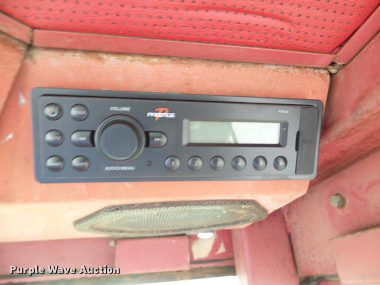 image for item DF7180 White 2-105 tractor