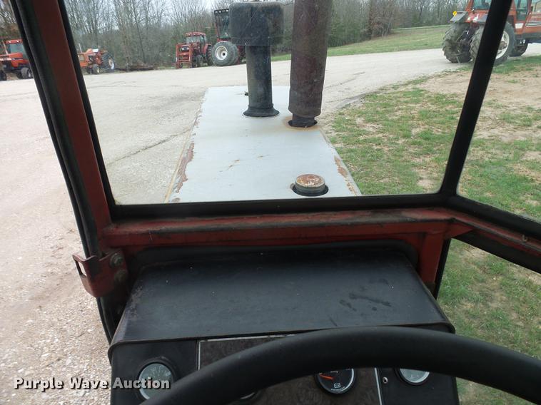 image for item DF7180 White 2-105 tractor