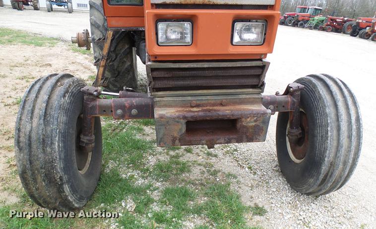 image for item DF7181 Hesston 1880 tractor