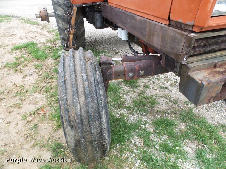 image for item DF7181 Hesston 1880 tractor