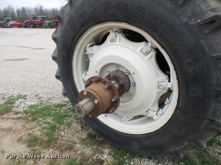 image for item DF7181 Hesston 1880 tractor