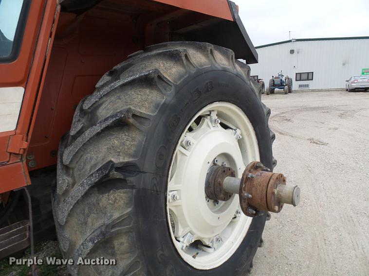 image for item DF7181 Hesston 1880 tractor