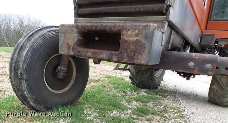 image for item DF7181 Hesston 1880 tractor