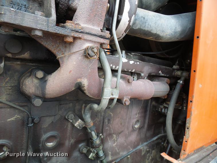 image for item DF7181 Hesston 1880 tractor