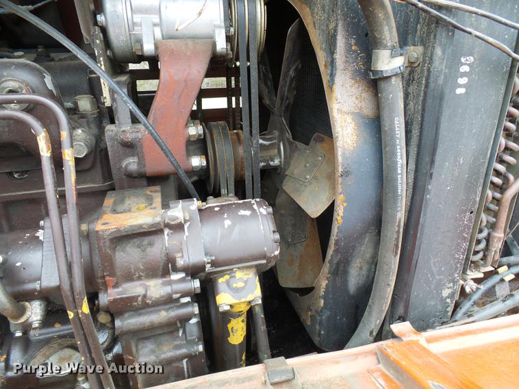 image for item DF7181 Hesston 1880 tractor