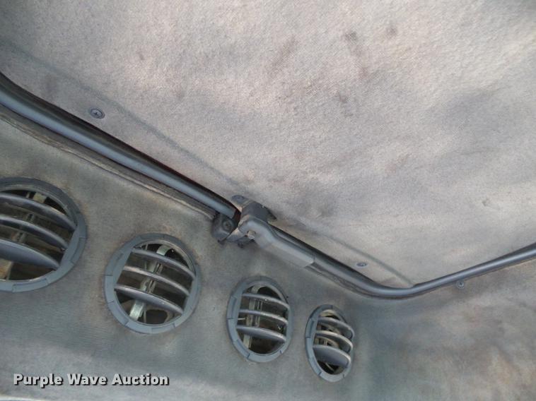 image for item DF7181 Hesston 1880 tractor