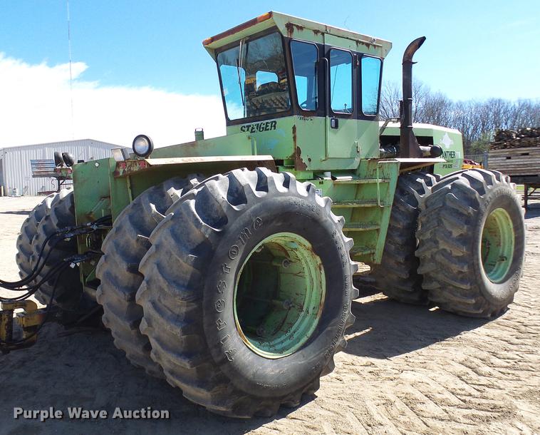 image for item DF7186 1980 Steiger Panther III PTA325 4WD tractor
