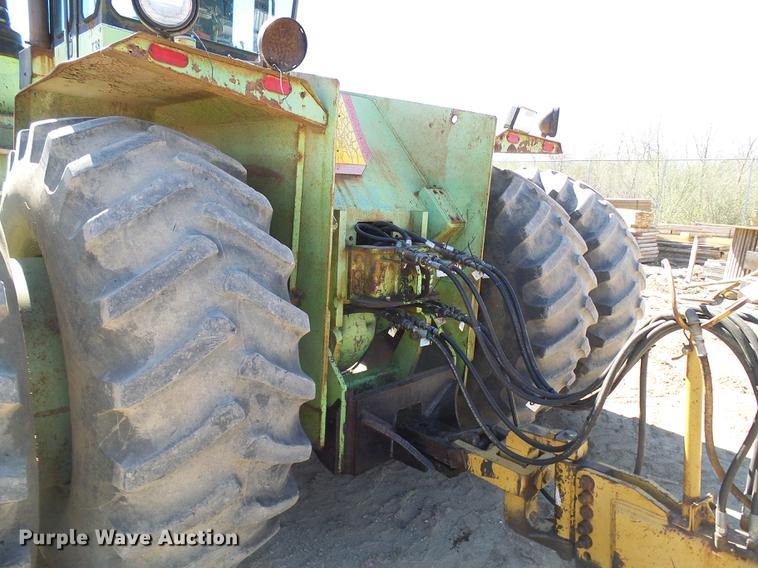 image for item DF7186 1980 Steiger Panther III PTA325 4WD tractor