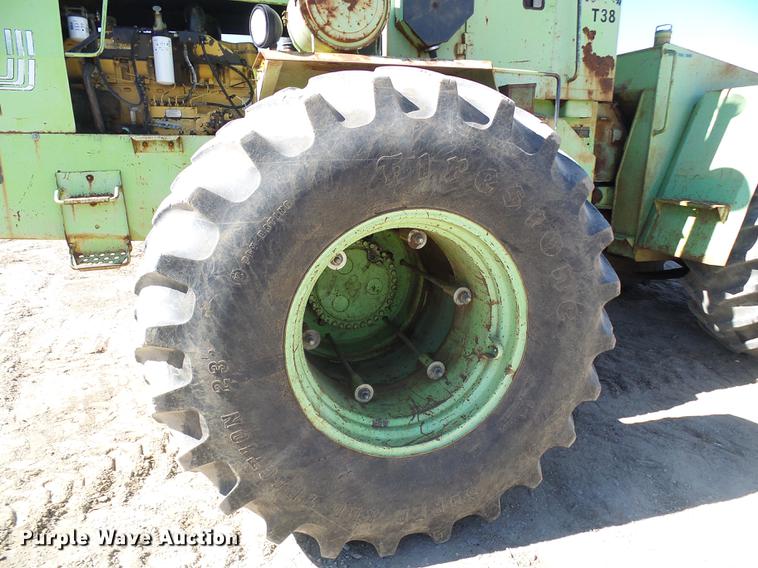 image for item DF7186 1980 Steiger Panther III PTA325 4WD tractor