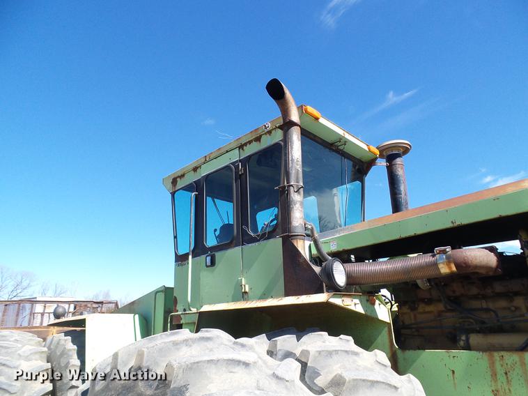 image for item DF7186 1980 Steiger Panther III PTA325 4WD tractor