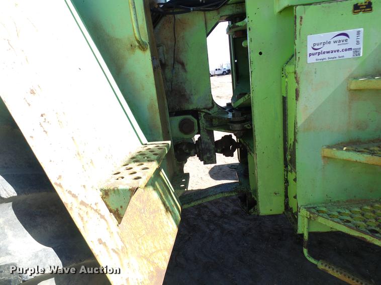 image for item DF7186 1980 Steiger Panther III PTA325 4WD tractor