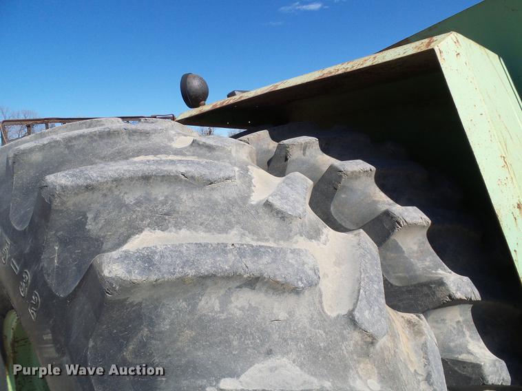 image for item DF7186 1980 Steiger Panther III PTA325 4WD tractor