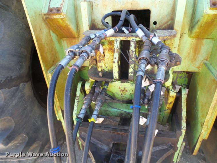 image for item DF7186 1980 Steiger Panther III PTA325 4WD tractor