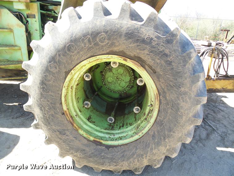 image for item DF7186 1980 Steiger Panther III PTA325 4WD tractor