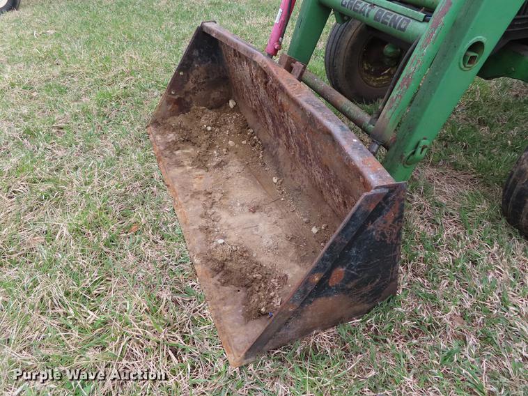 image for item DF7778 1977 John Deere 2840 tractor