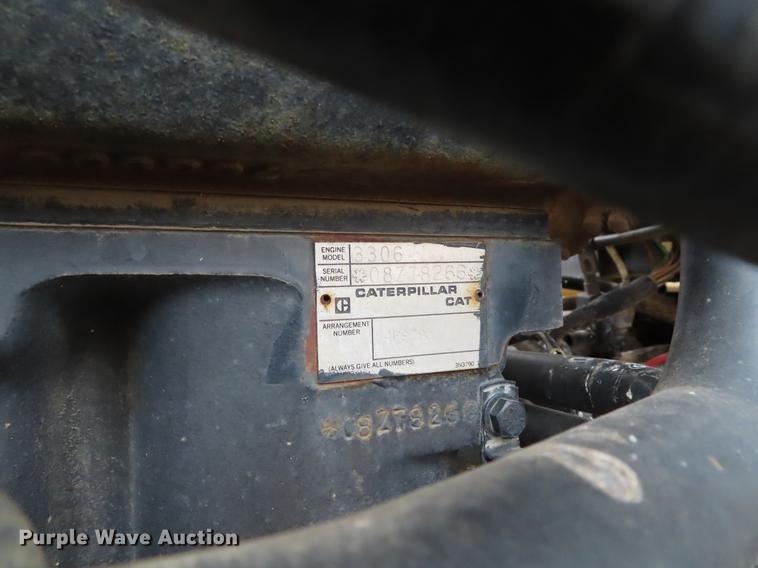 image for item DF7780 1994 Caterpillar Challenger 65C tractor