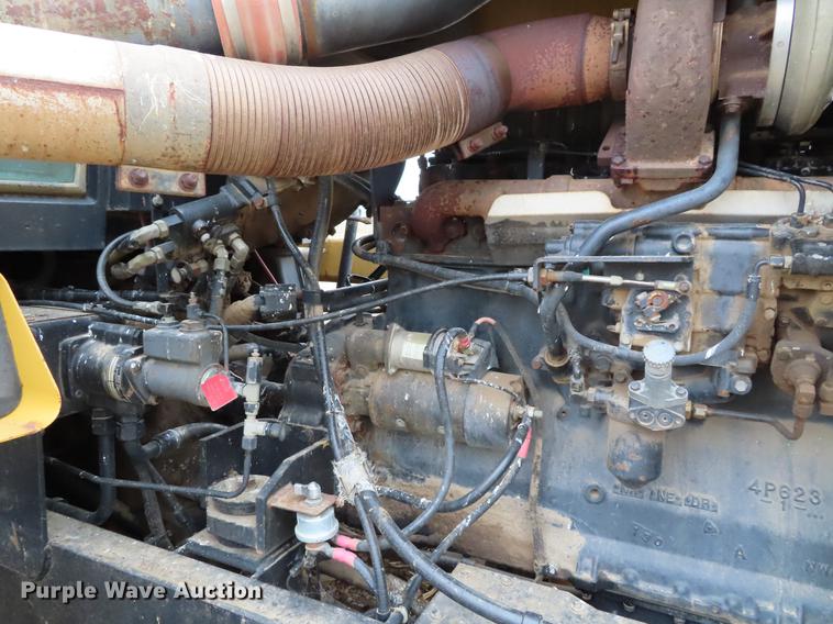 image for item DF7780 1994 Caterpillar Challenger 65C tractor