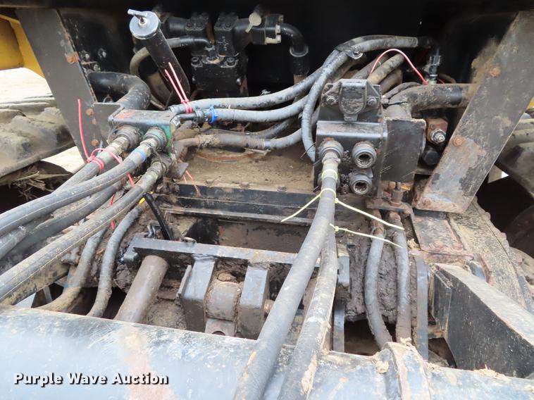 image for item DF7780 1994 Caterpillar Challenger 65C tractor