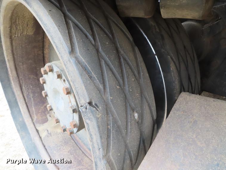 image for item DF7780 1994 Caterpillar Challenger 65C tractor