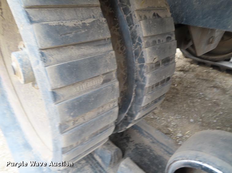 image for item DF7780 1994 Caterpillar Challenger 65C tractor