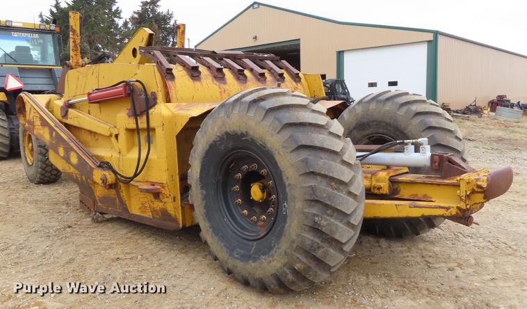 image for item DF7781 Caterpillar 70 scraper
