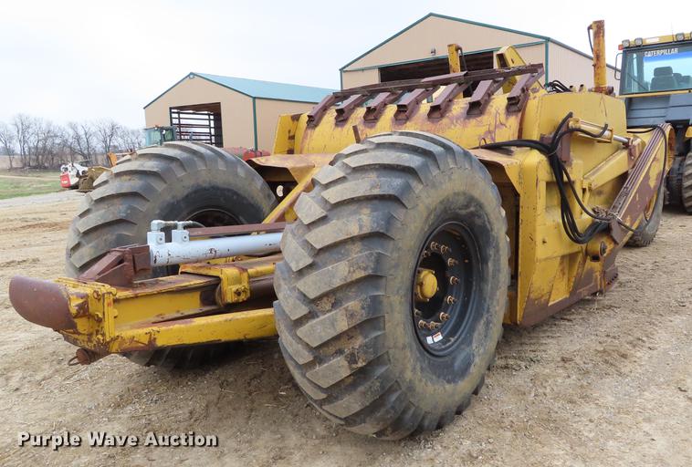 image for item DF7781 Caterpillar 70 scraper