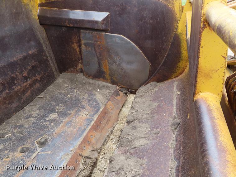 image for item DF7781 Caterpillar 70 scraper