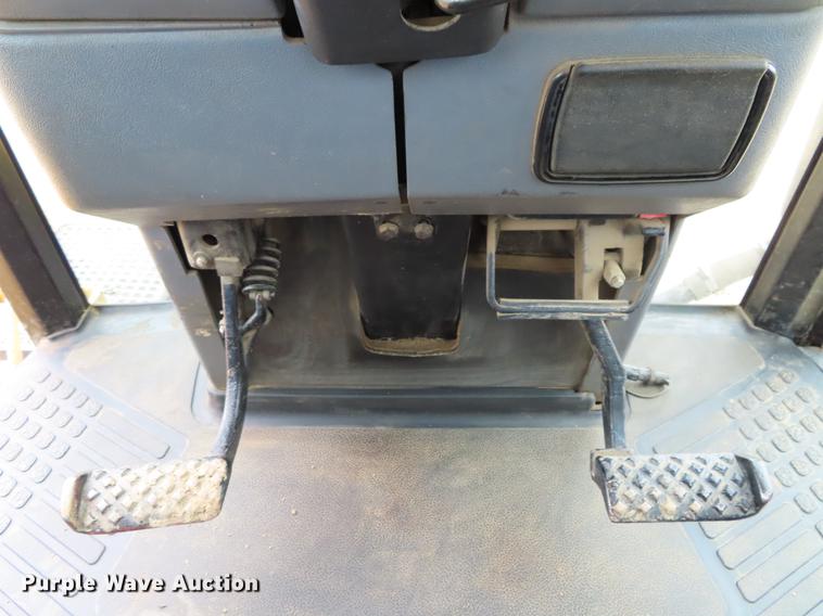 image for item DF7783 1996 Caterpillar Challenger 55 tractor