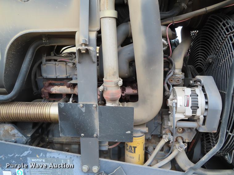 image for item DF7783 1996 Caterpillar Challenger 55 tractor