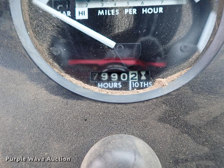 image for item DF8898 1980 John Deere 8640 4WD tractor