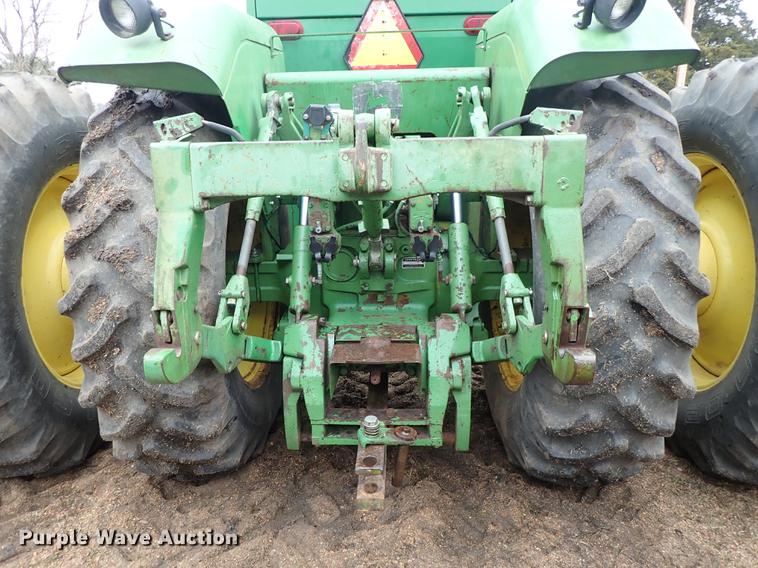 image for item DF8898 1980 John Deere 8640 4WD tractor
