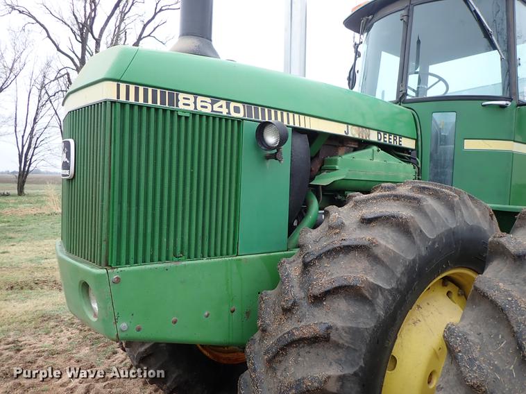 image for item DF8898 1980 John Deere 8640 4WD tractor